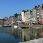 Retrait des échafaudages sur le quai Sainte-Catherine 