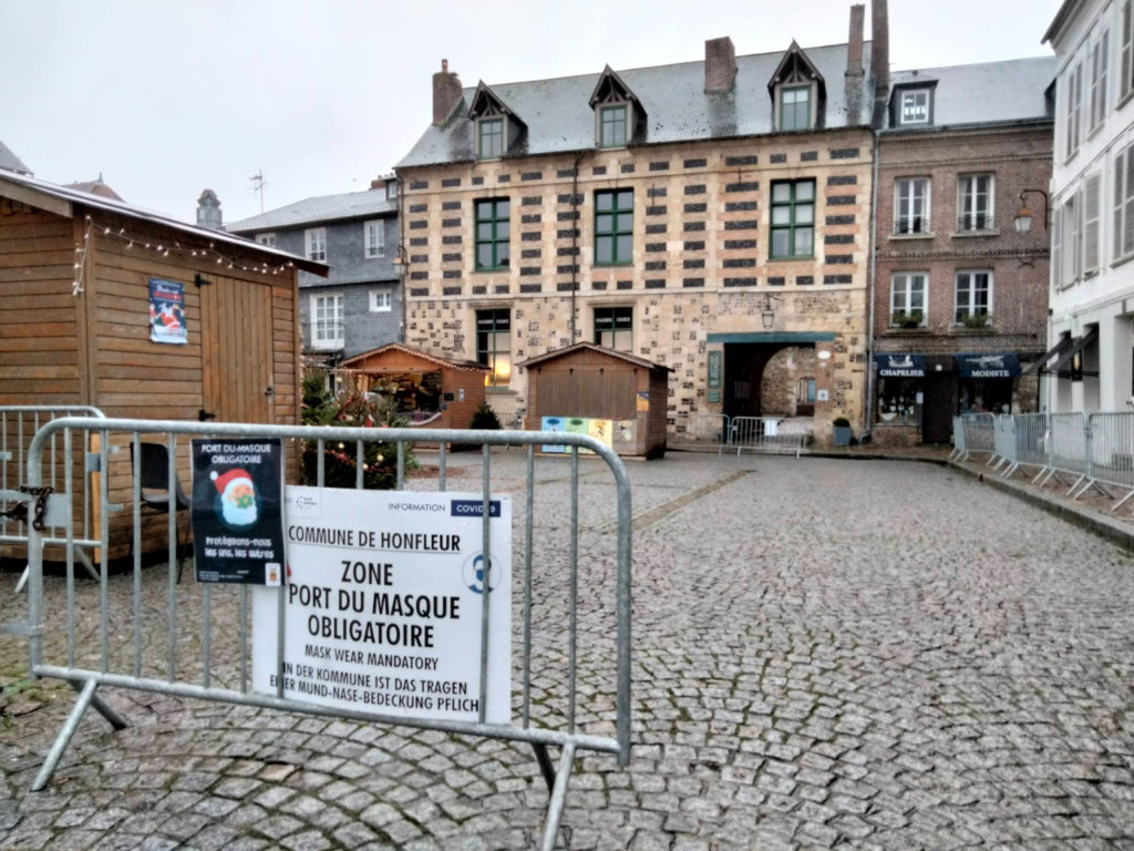 Port du masque obligatoire en centreville de Honfleur Mairie de